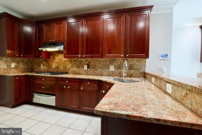 Building Photo - 1310 Forestwood Dr