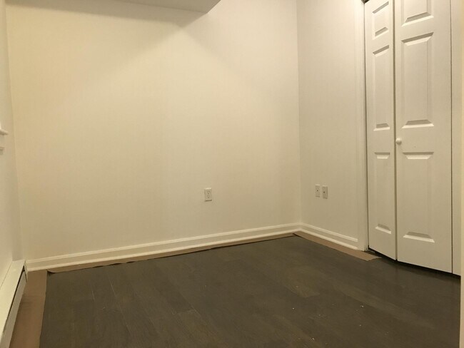 Building Photo - 36 Queensberry St