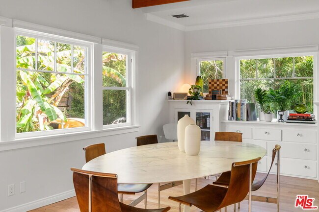 Building Photo - 1510 Electric Ave