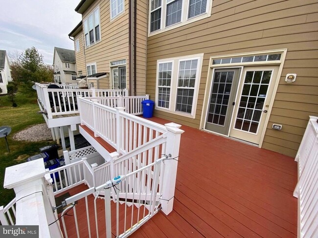 Building Photo - 9394 Penrose St