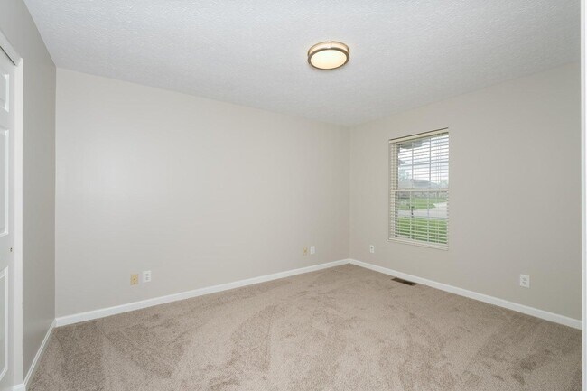 Building Photo - 8872 Richmond Rd