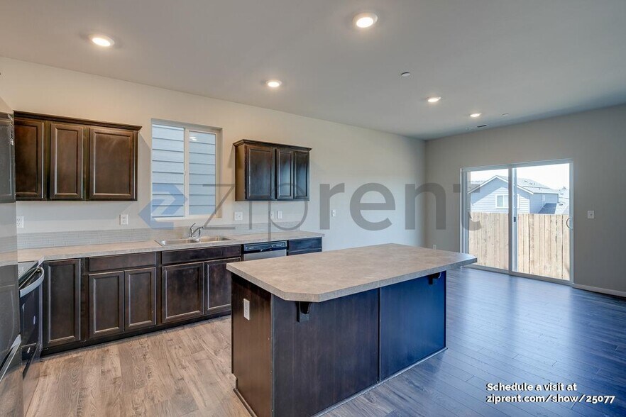 Building Photo - 10747 186th St Ct E