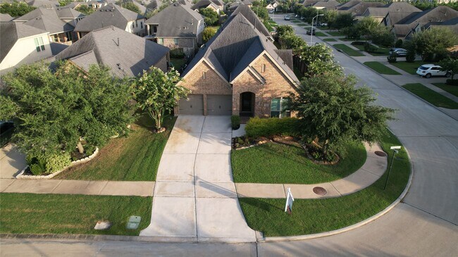 Building Photo - 29147 Crystal Rose Ln