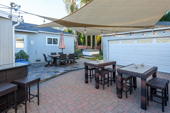 Building Photo - 16641 Gilmore St