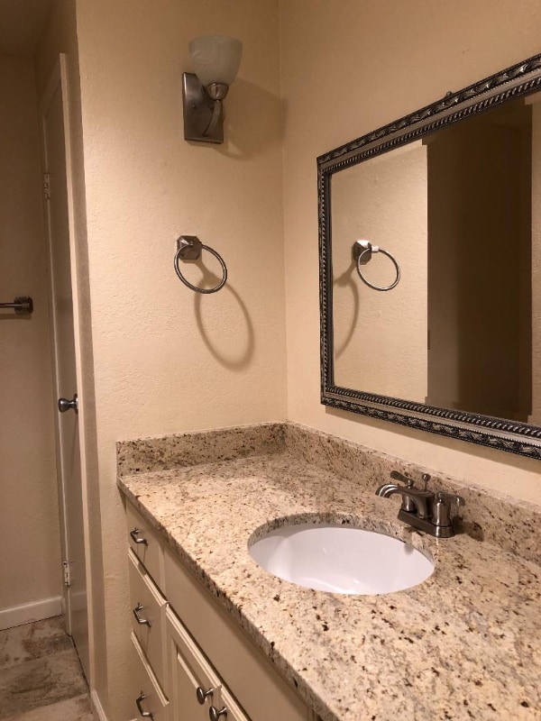 Building Photo - 6479 137th Ave NE