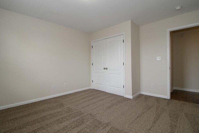 Building Photo - 1718-G Thistlewood Dr