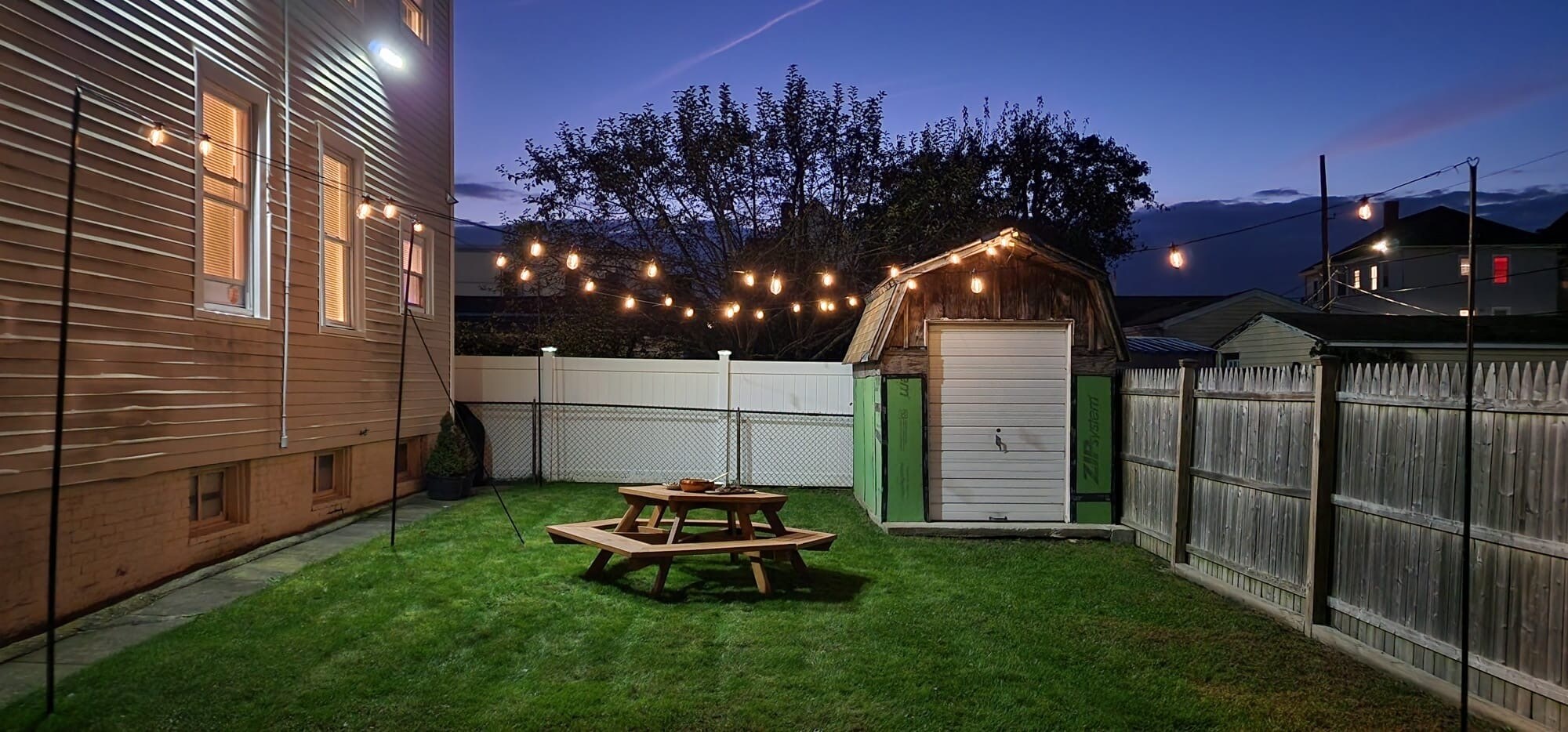 Building Photo - 53 Sumner St