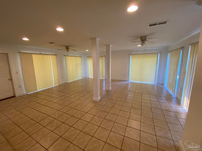 Building Photo - 4416 Creighton Rd