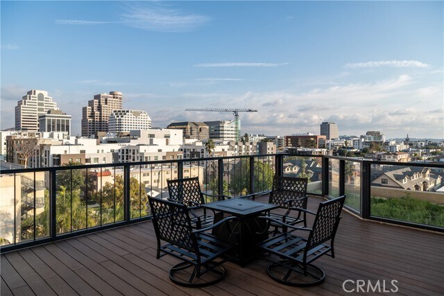 Building Photo - 345 Pioneer Dr