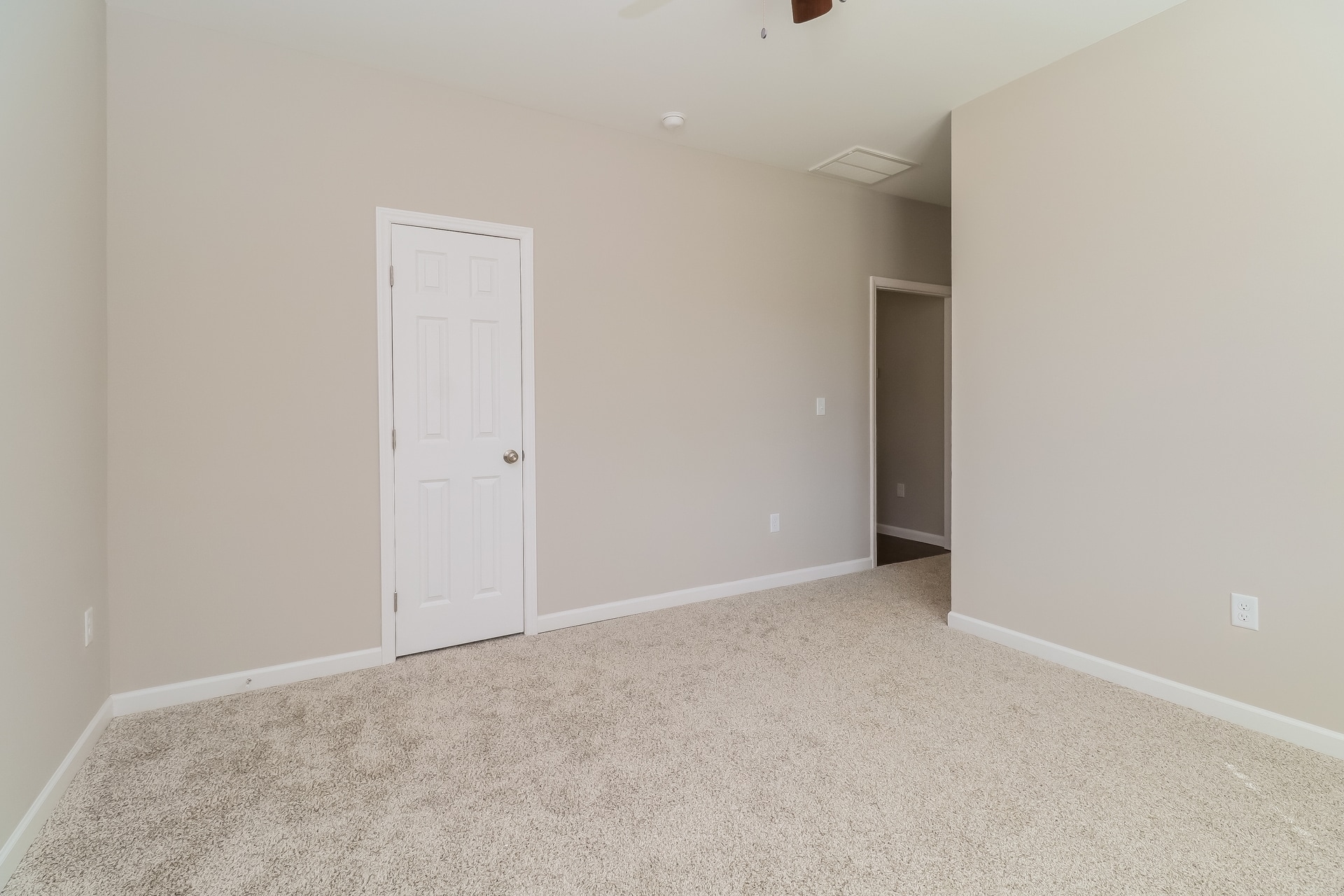 Building Photo - 216 Sycamore Cv Rd