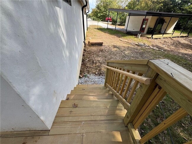 Building Photo - 1111 S Ray Ave