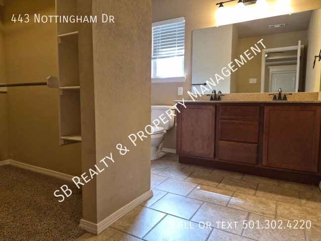 Building Photo - 443 Nottingham Dr