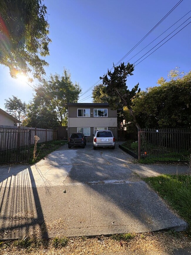 Building Photo - 8225-8227 Dowling St.