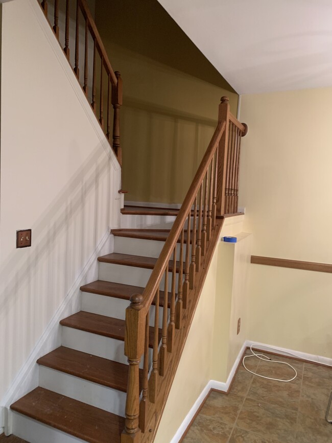 Stairs leading up. - 836 Faraway Ct