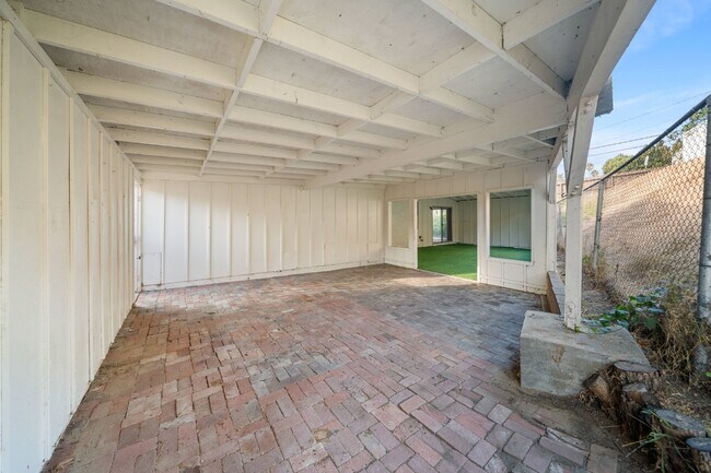 Building Photo - Coming Soon...San Diego 3 bed /2 bath Home w Garage, Enclosed Patios, Fireplace + Laundry Hookups