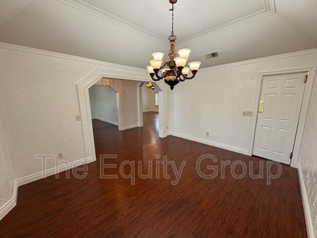 Building Photo - 5503 W Sweet Dr