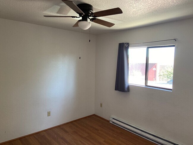 Bedroom 2 - 2005 NE Terre View Dr