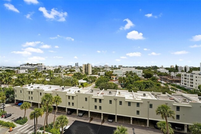 Building Photo - 1500 Bay Rd