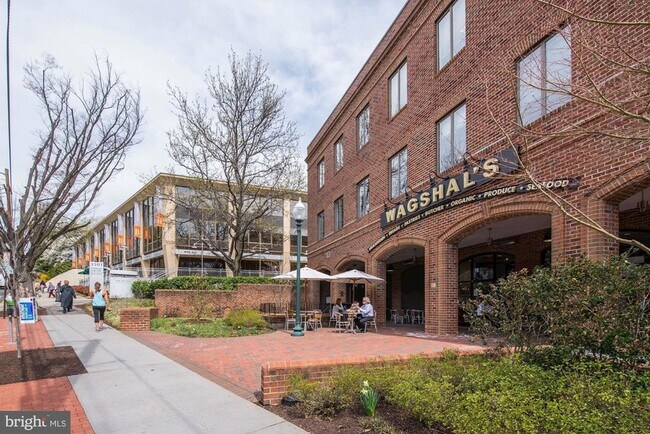 Building Photo - 4301 Massachusetts Ave NW