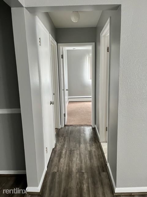 Building Photo - 2 br, 1 bath Condo - 16944 E 11 Mile Rd Ap...