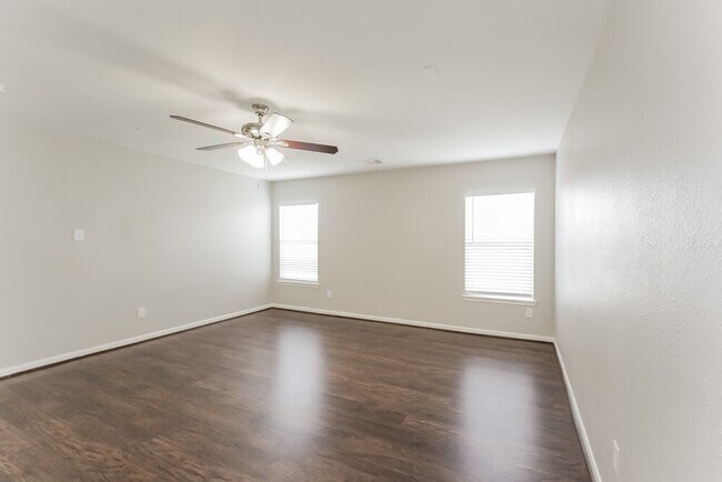 Building Photo - 16102 Dawn Marie Ln