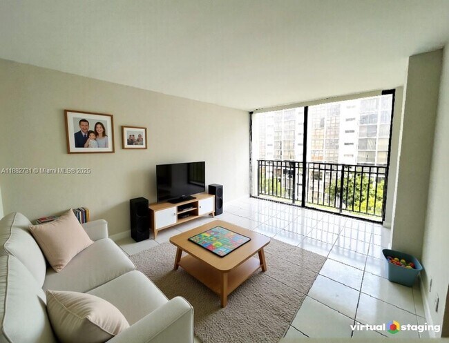 Building Photo - 16909 N Bay Rd