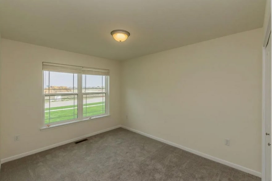 Building Photo - 3034 Sherwood Dr