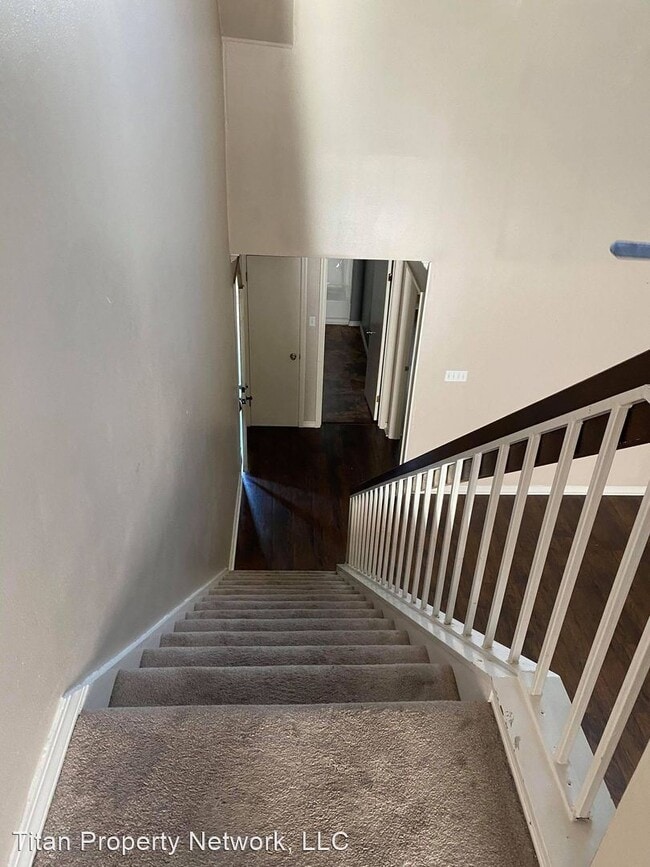 Building Photo - 2 br, 2 bath House - 7304 Fern Ave #19