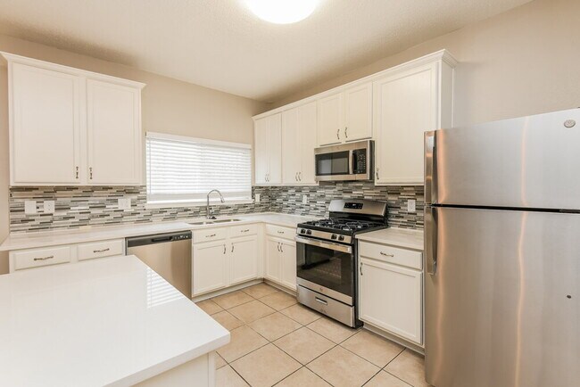 Building Photo - 7806 Calgary Ln