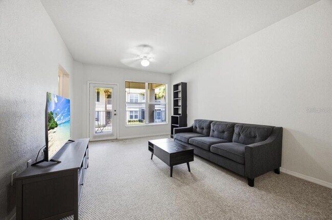Building Photo - 4008 Hemingway Cir