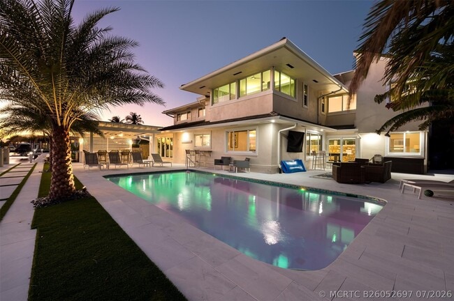 Building Photo - 39 Castle Harbor Isle Dr