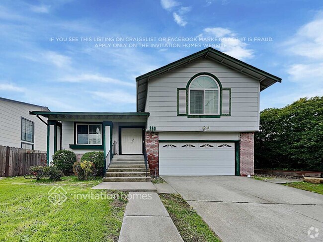 Building Photo - 350 Topsail Dr