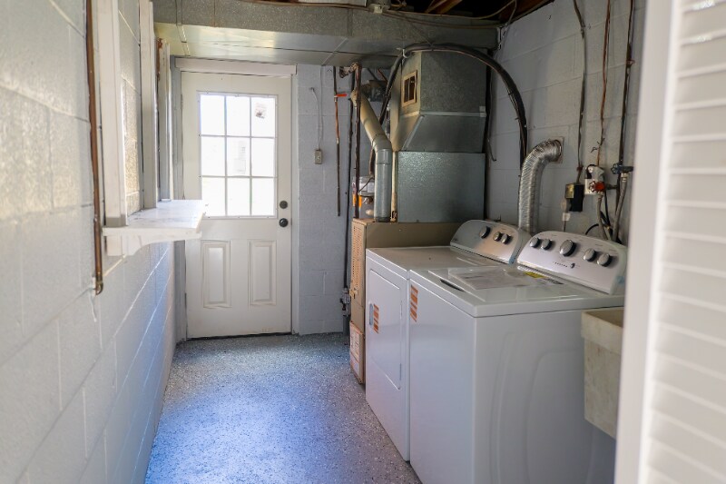 Building Photo - 526 Magazine St