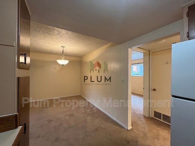 Building Photo - 200 Eddy Ave