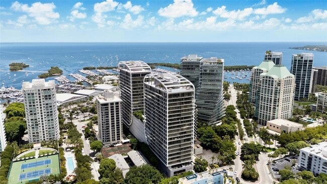 Building Photo - 2678 Tigertail Ave