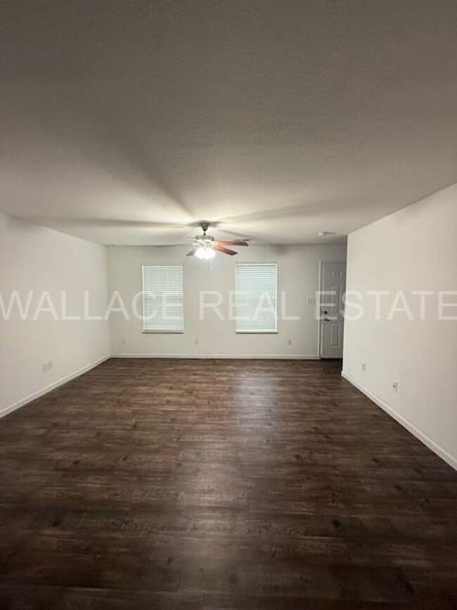 Building Photo - WEST KNOX CEDAR BLUFF AREA 2 BEDROOM 2.5 BATH TOWNHOUSE