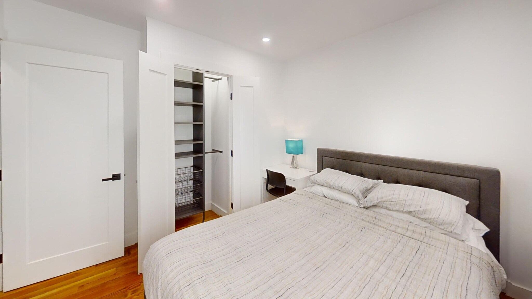 Building Photo - 36 Shepard St