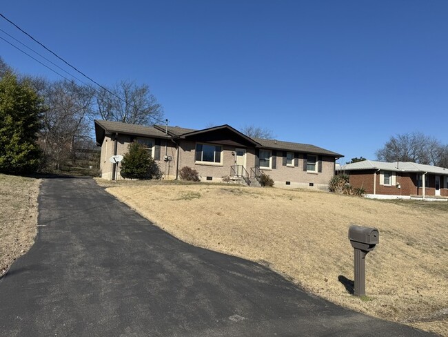 Building Photo - 3830 Bonnacreek Dr