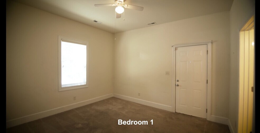 Building Photo - 2123 E Marshall St