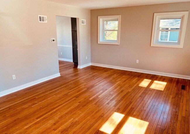 Building Photo - Wyomissing Schools Rental