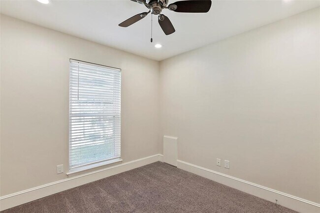 Building Photo - 10623 Ivyridge Rd