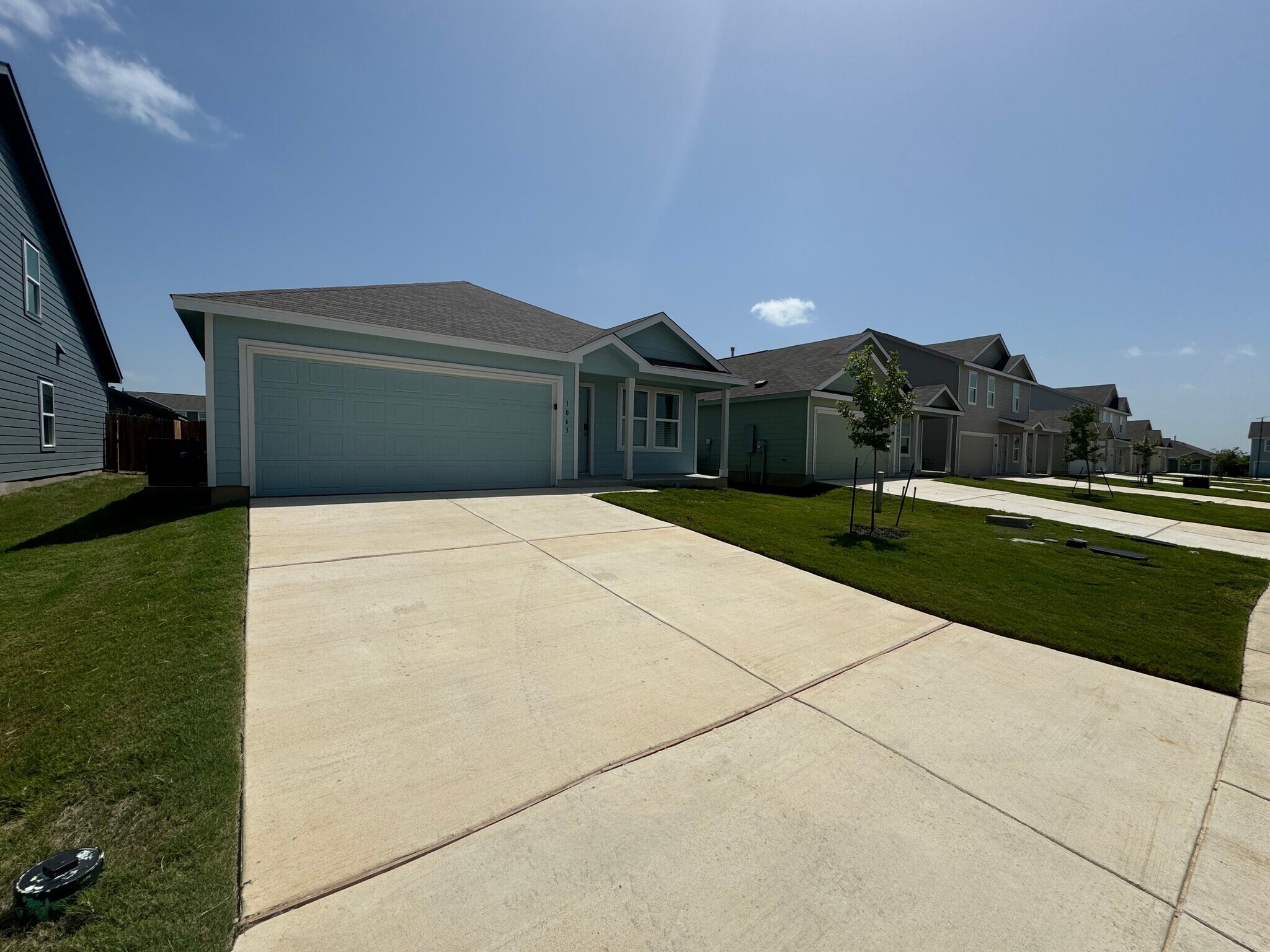Building Photo - 1155 Barbarosa Rd