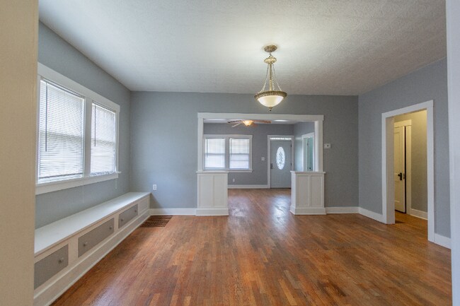 Building Photo - 951 S 9th St