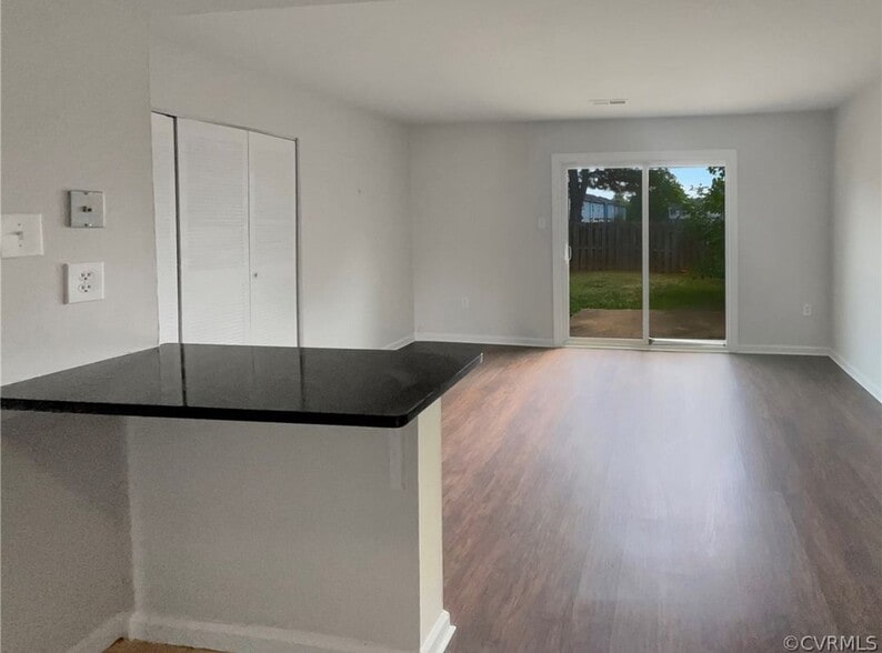 Building Photo - 3238 Hunters Mill Ct