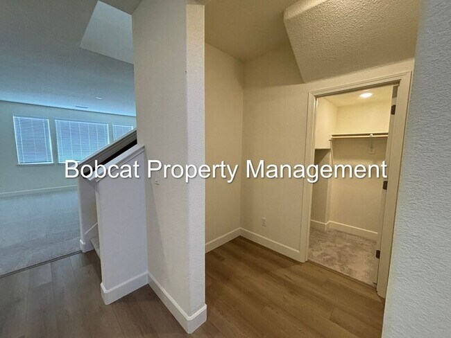 Building Photo - 1751 Boundary Peak St