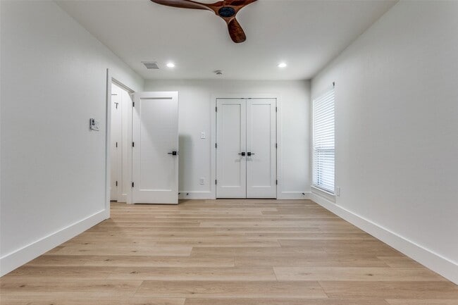 Building Photo - 200 Trellis Pl