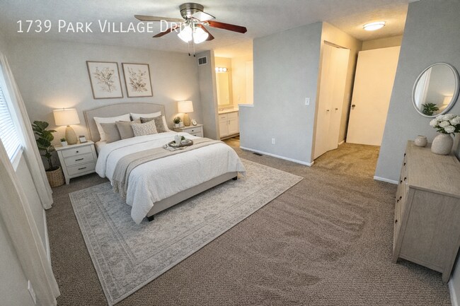 Building Photo - 1739 Park Village Dr