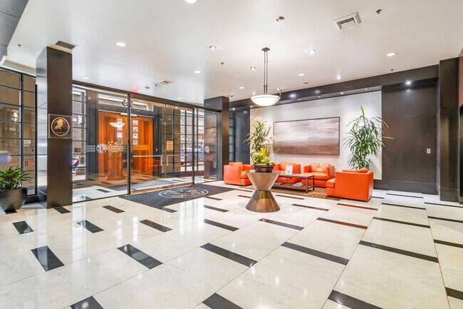 Building Photo - Elizabeth Lofts - 7th floor north facing p...