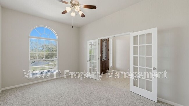 Building Photo - 842 Santa Cruz Ln