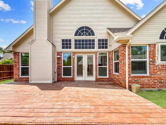 Building Photo - 605 Pheasant Knoll